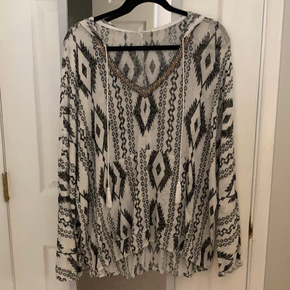 Lightweight Sweatshirt/Blouse